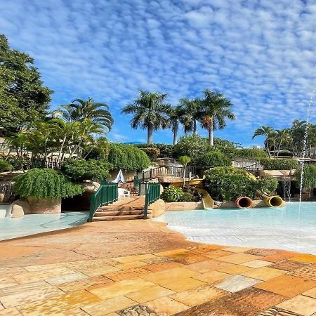 Villas Diroma Com Um Dia No Acqua Park, Splash E Slide กัลดัสโนวัส ภายนอก รูปภาพ
