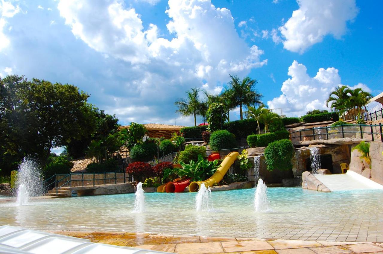Villas Diroma Com Um Dia No Acqua Park, Splash E Slide กัลดัสโนวัส ภายนอก รูปภาพ