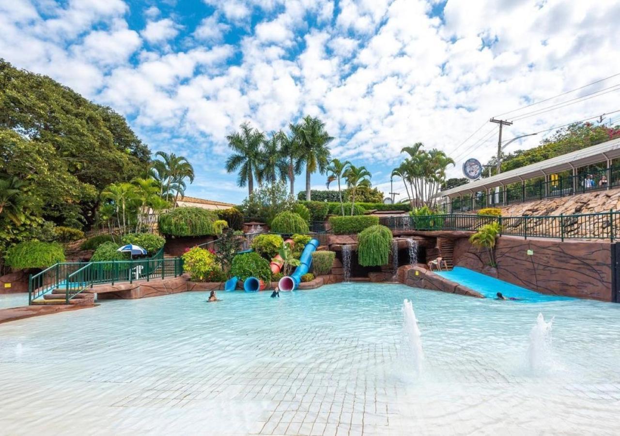 Villas Diroma Com Um Dia No Acqua Park, Splash E Slide กัลดัสโนวัส ภายนอก รูปภาพ