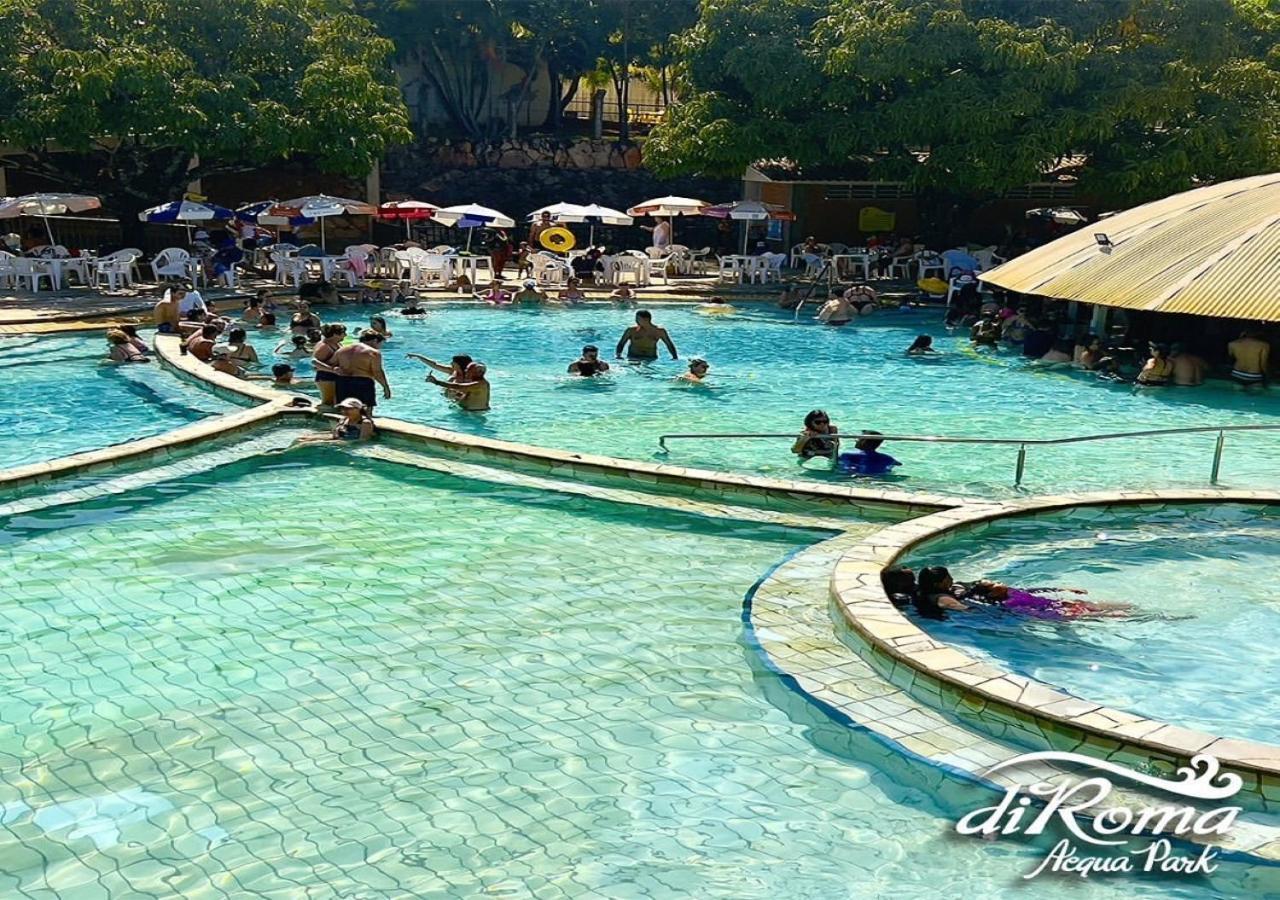 Villas Diroma Com Um Dia No Acqua Park, Splash E Slide กัลดัสโนวัส ภายนอก รูปภาพ