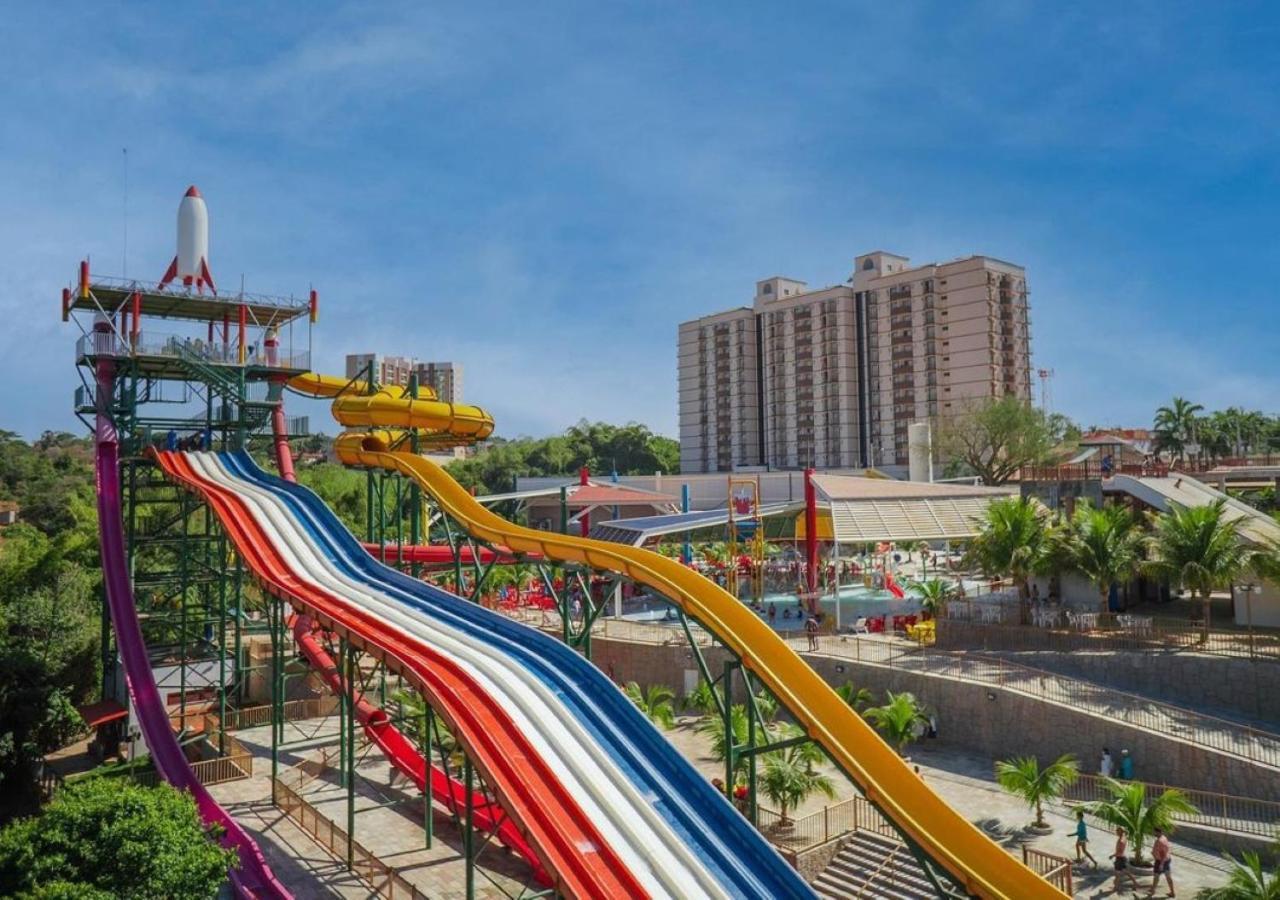 Villas Diroma Com Um Dia No Acqua Park, Splash E Slide กัลดัสโนวัส ภายนอก รูปภาพ